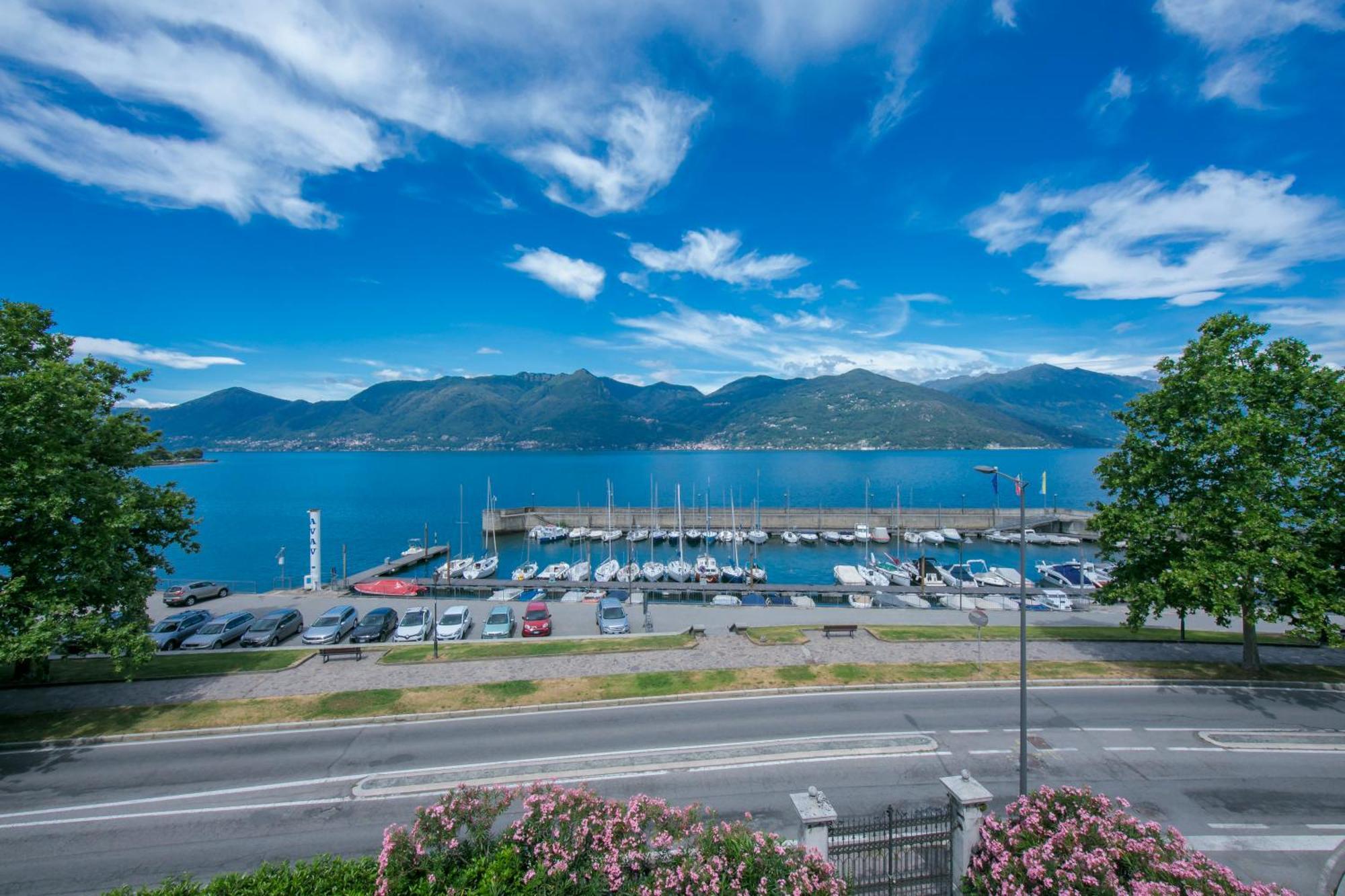 Residenza Oleandro Lake View Luino Center - Happy Rentals Exterior foto