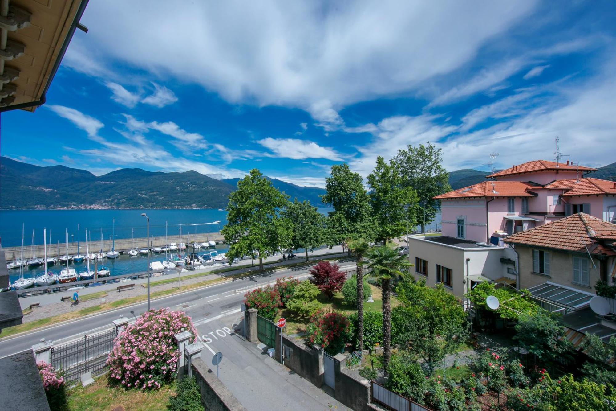 Residenza Oleandro Lake View Luino Center - Happy Rentals Exterior foto